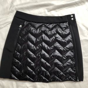 Icepeak quilted  black mini skirt size 6 very unique NWT